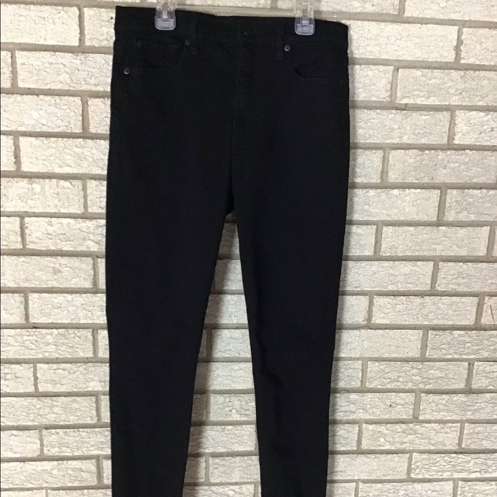 Gap black skinny jeans 30Long (1969)
